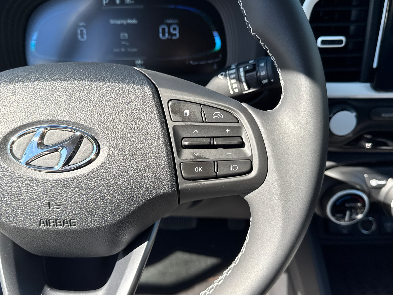 New 2026 Hyundai Venue SEL FWD image 26