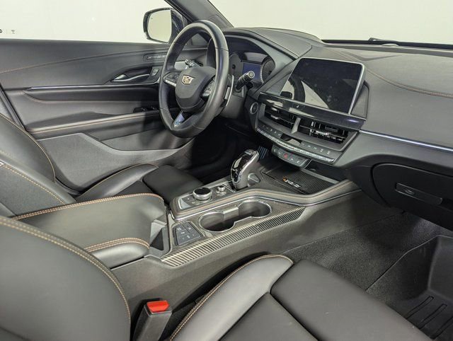 Used 2022 Cadillac CT4 V image 27