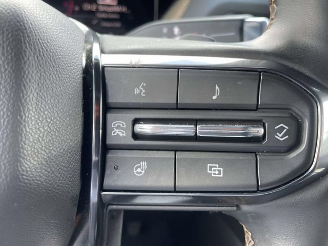 Certified 2026 GMC Yukon AT4 w/ AT4 Premium Package AWD/4WD image 19