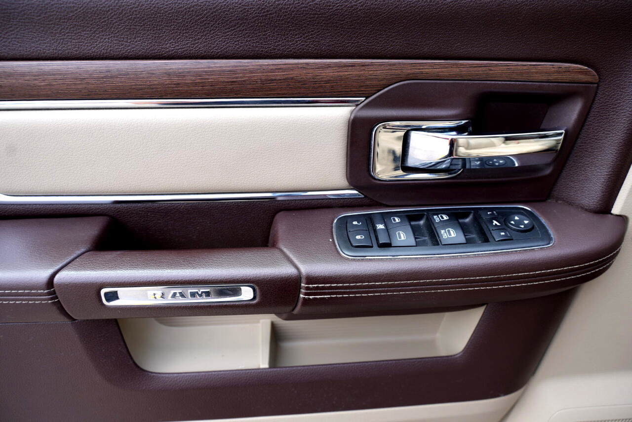 Used 2014 RAM 1500 Laramie w/ Convenience Group image 26