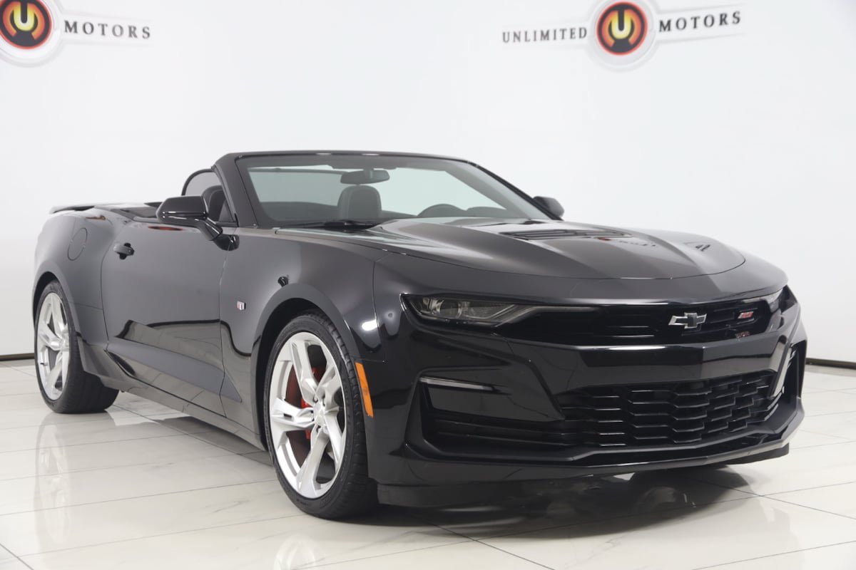 Used 2023 Chevrolet Camaro SS RWD image 27