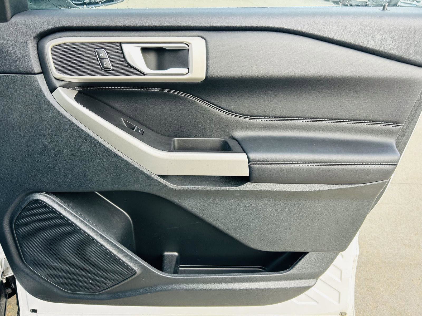 Used 2023 Ford Explorer XLT w/ Equipment Group 202A image 36