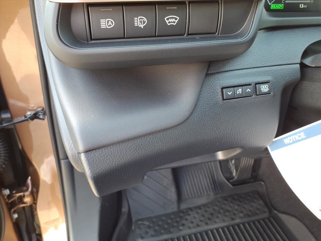 New 2026 Toyota Crown Signia AWD/4WD image 10