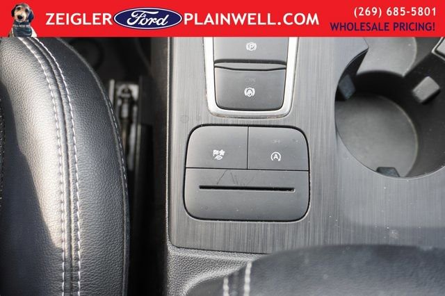Used 2022 Ford Escape SEL image 22
