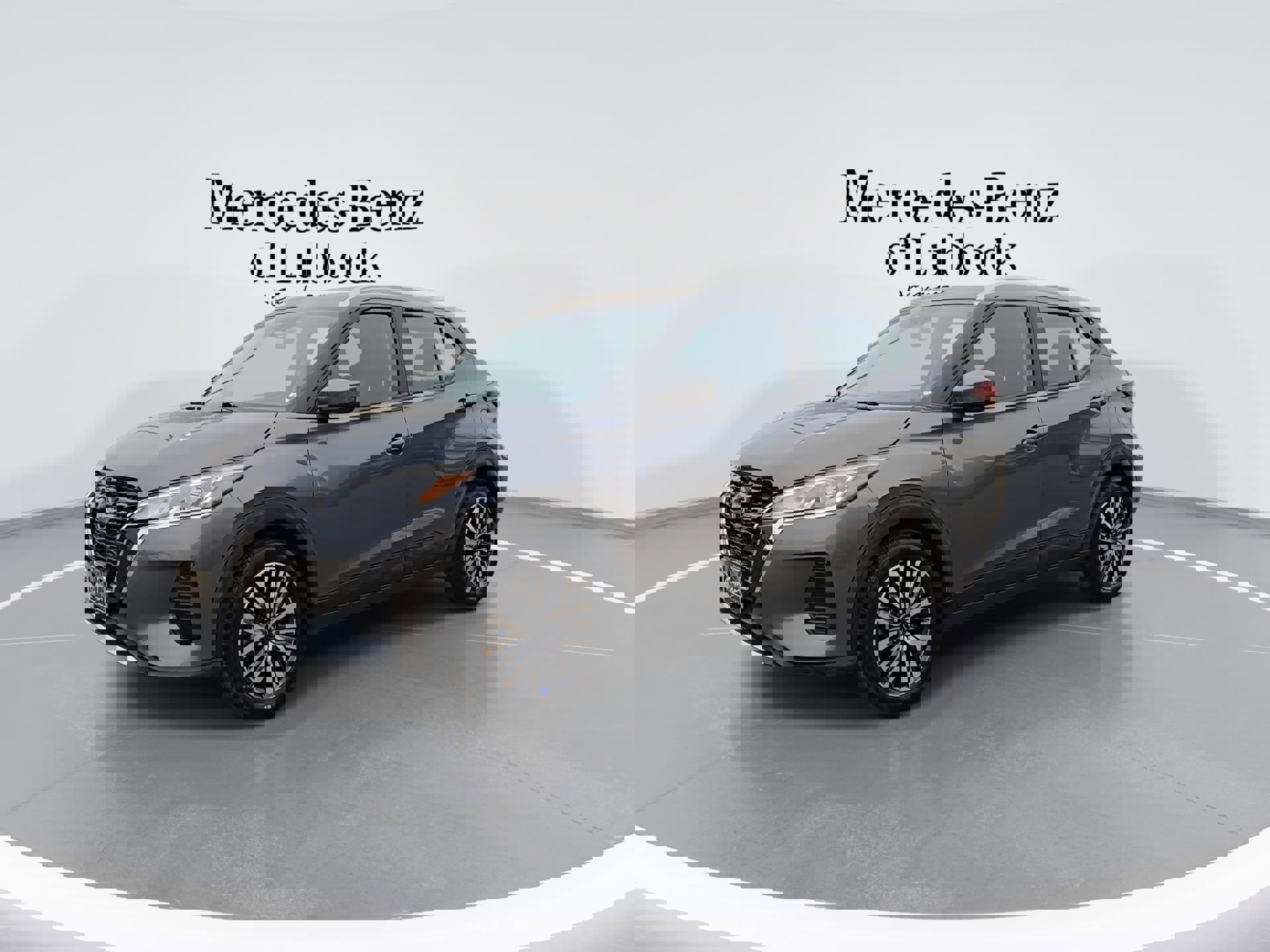 Used 2024 Nissan Kicks SV image 4