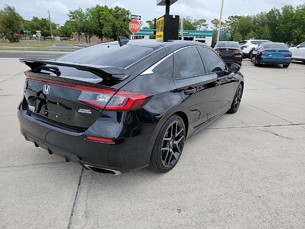 Used 2022 Honda Civic Sport Touring image 5