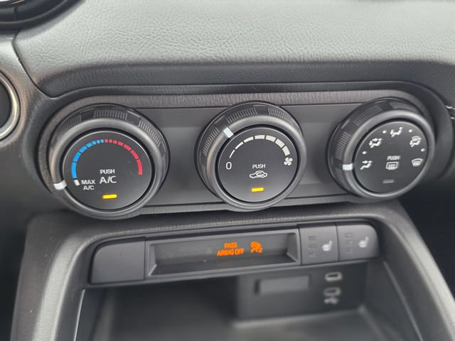 New 2026 MAZDA MX-5 Miata Club w/ Interior Package RWD image 24