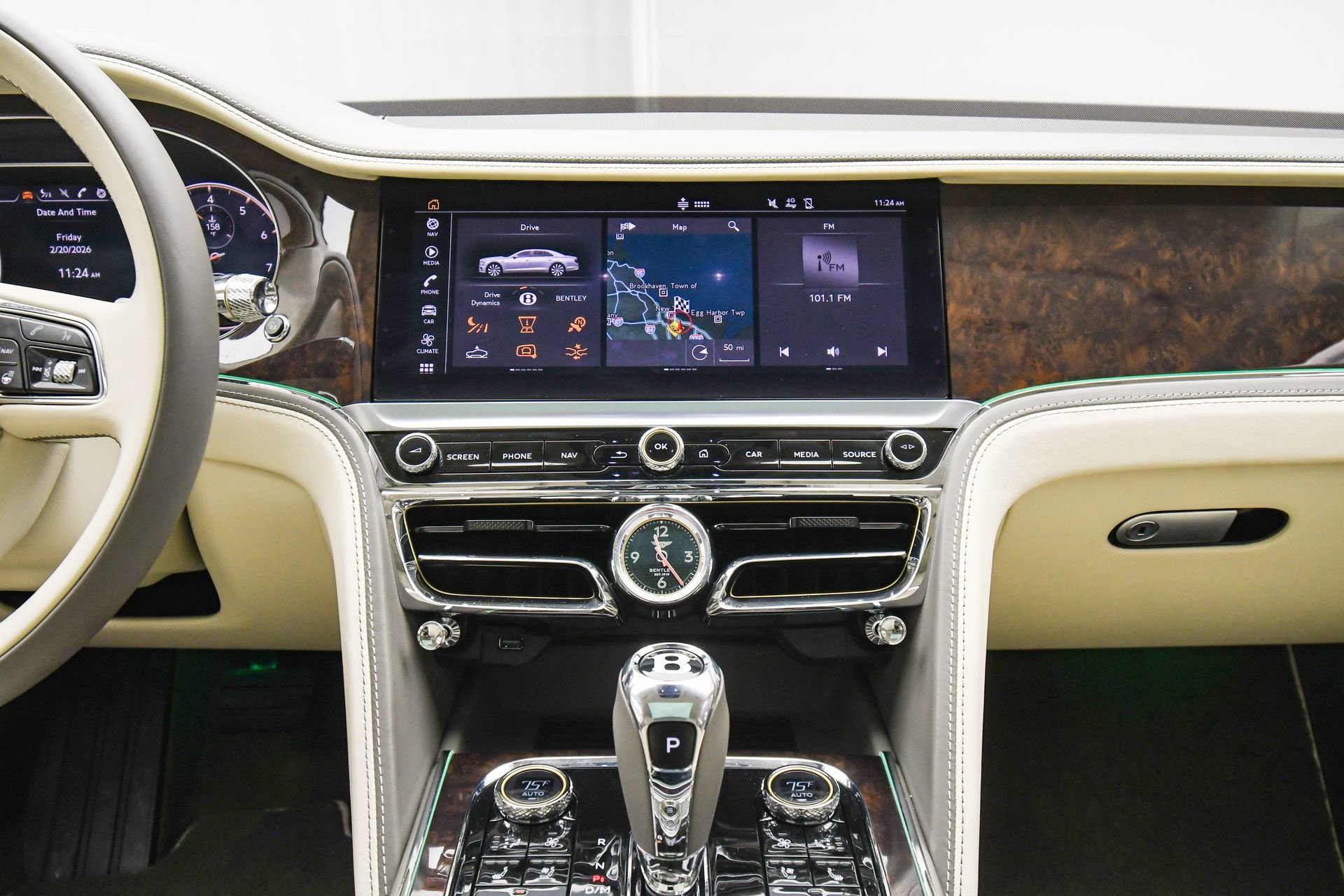 Used 2022 Bentley Flying Spur V8 image 40