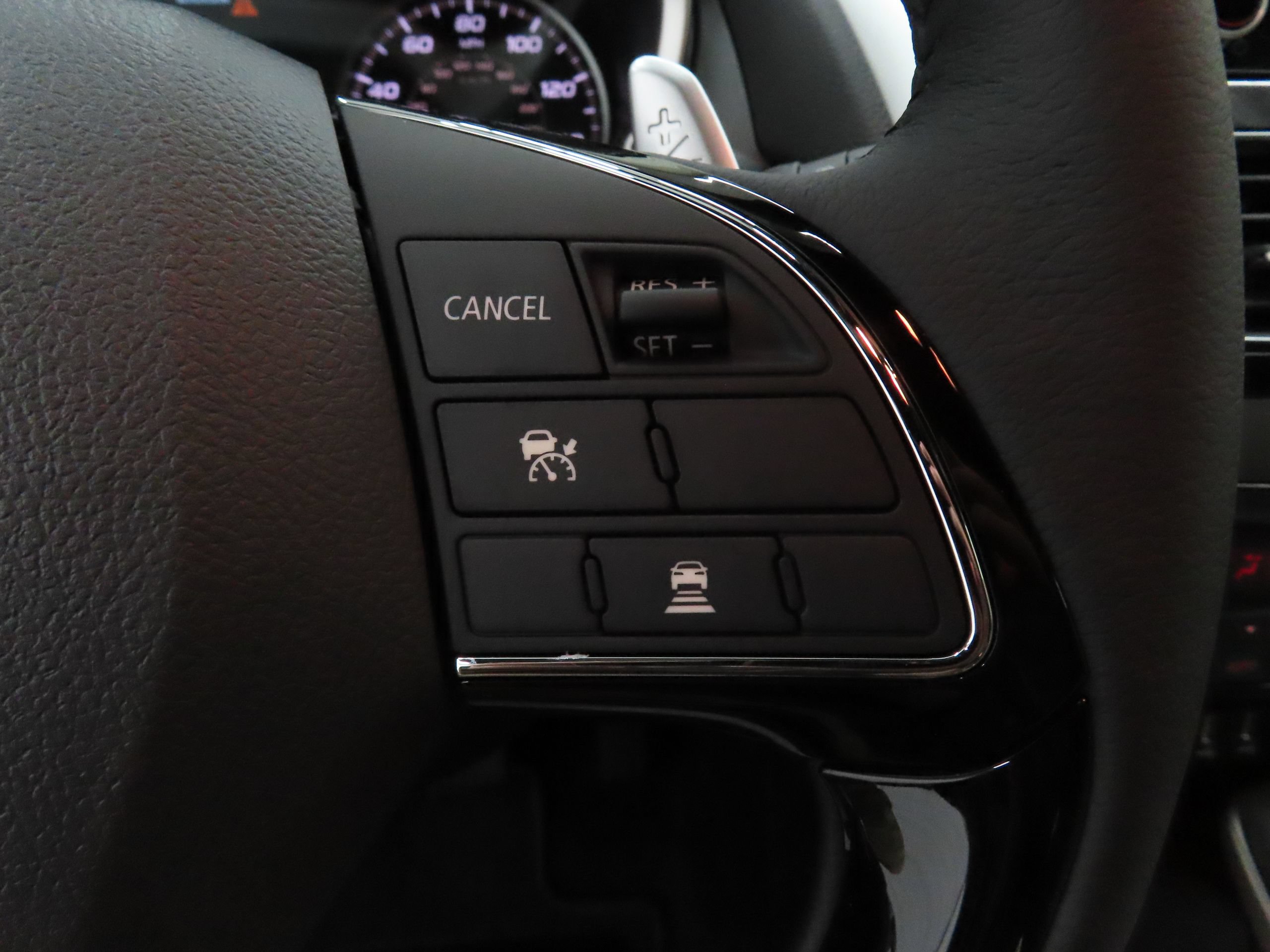New 2026 Mitsubishi Eclipse Cross SEL AWD/4WD image 14