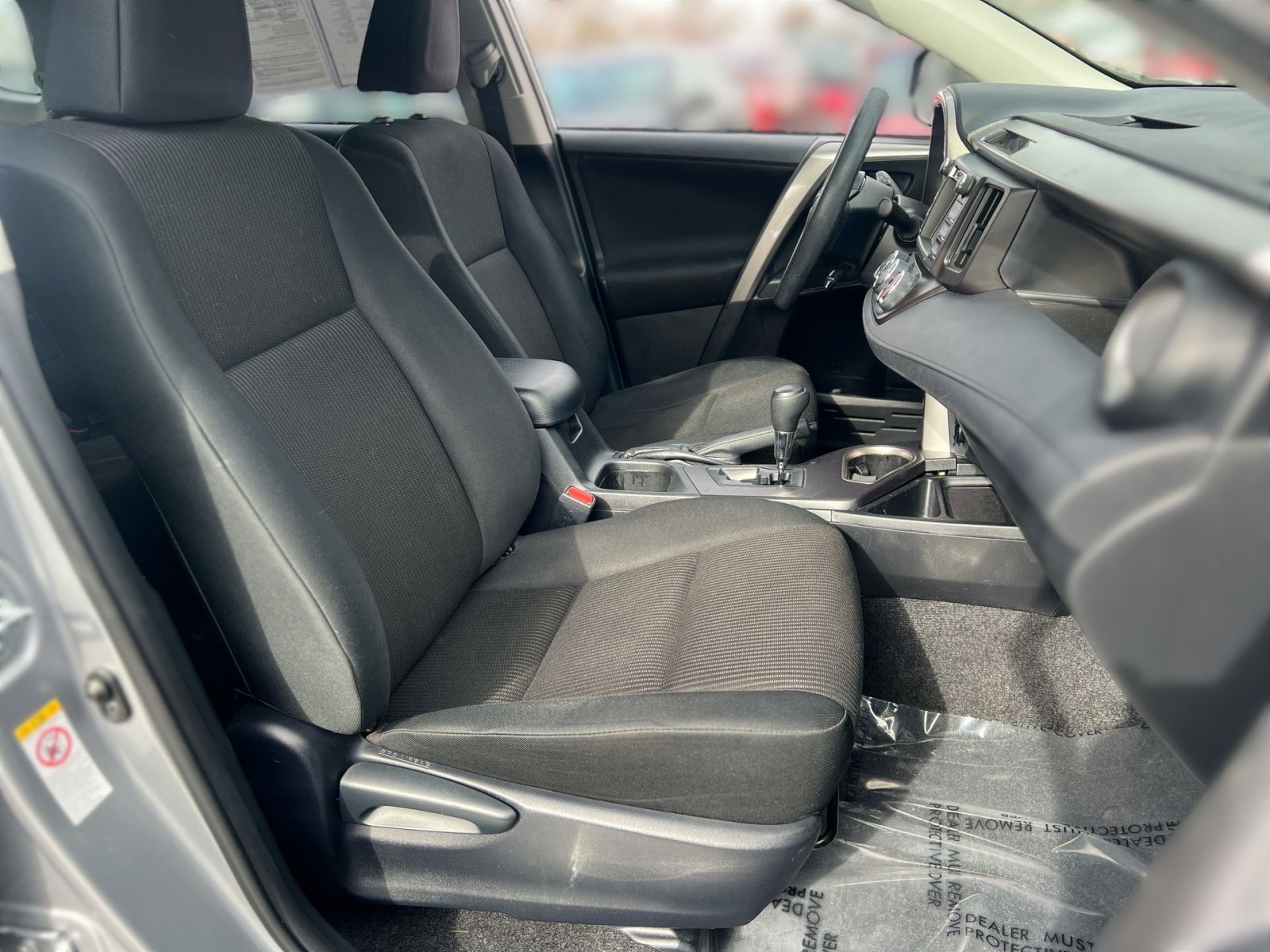 Used 2018 Toyota RAV4 LE image 25