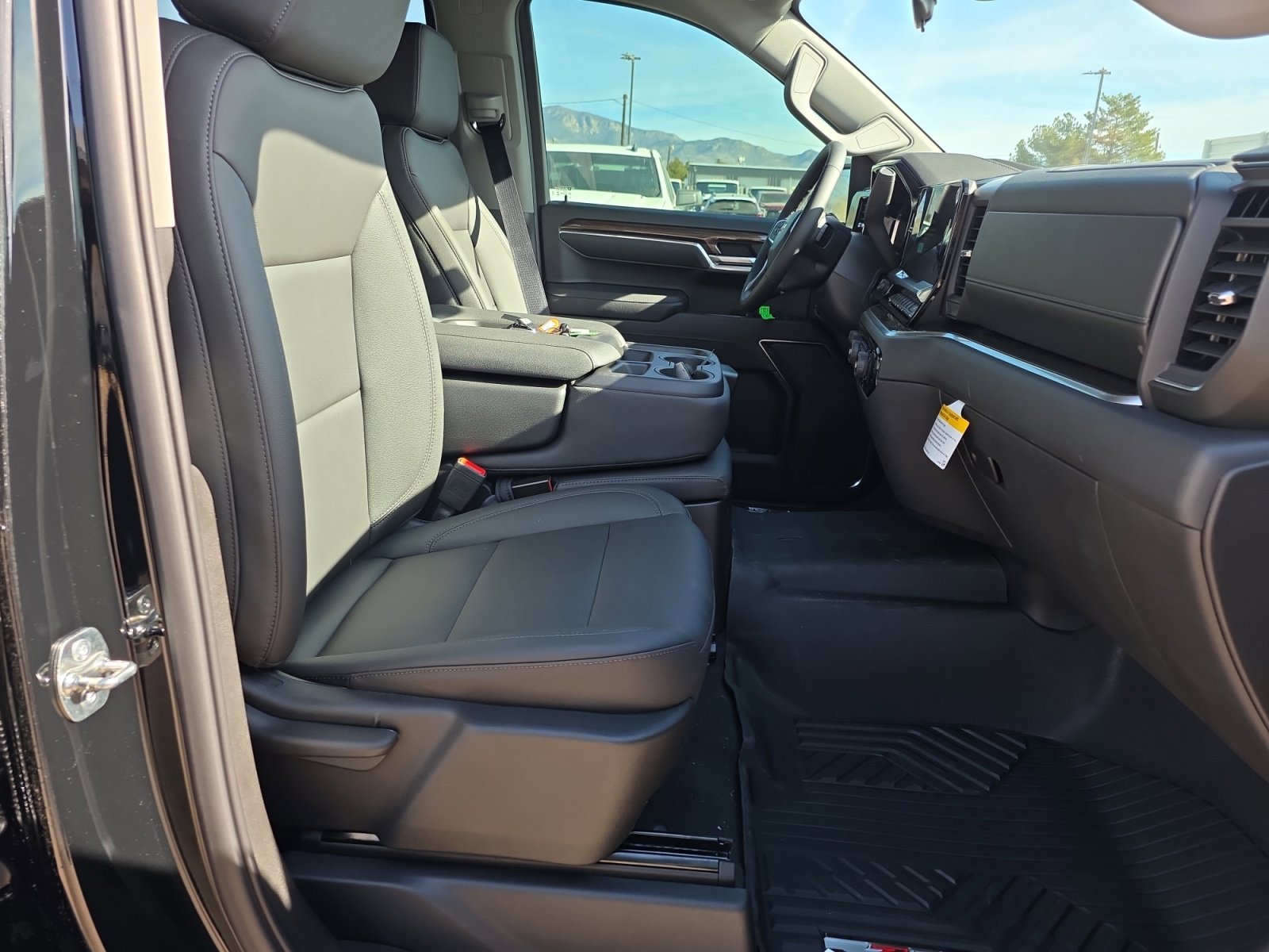 New 2026 Chevrolet Silverado 1500 LT w/ All Star Edition Plus image 25