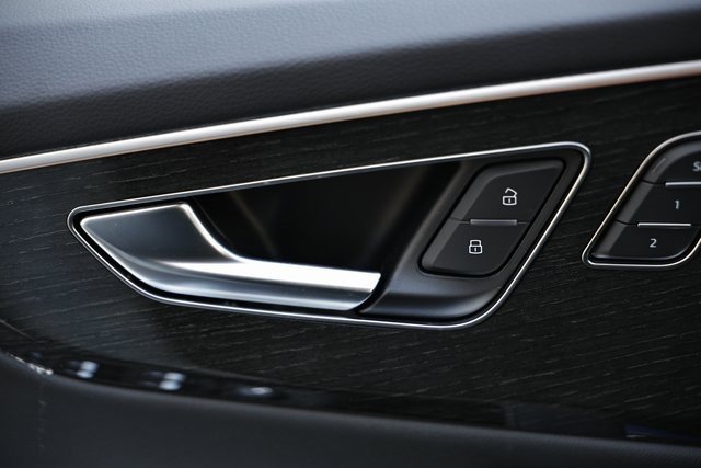 New 2026 Audi Q8 Premium Plus image 13