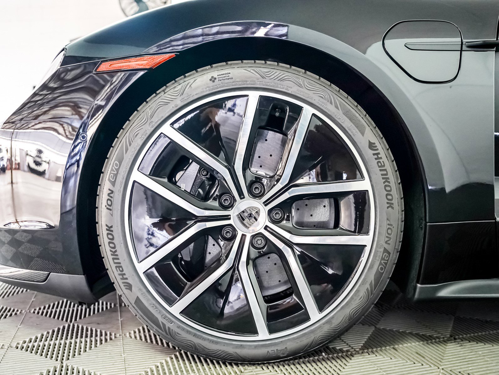 New 2026 Porsche Taycan Turbo S image 13