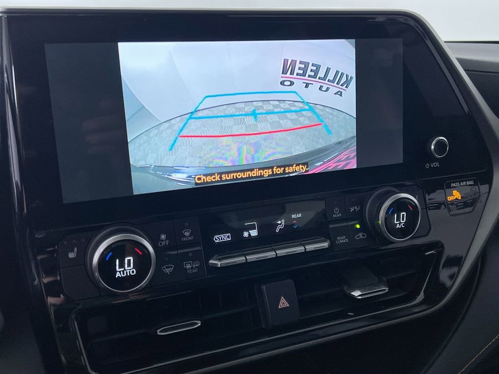 Used 2023 Toyota Highlander Bronze Edition image 19