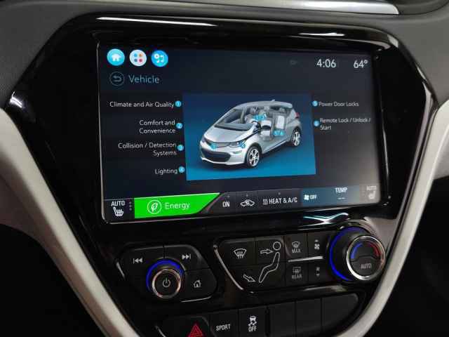 Used 2017 Chevrolet Bolt LT FWD image 23