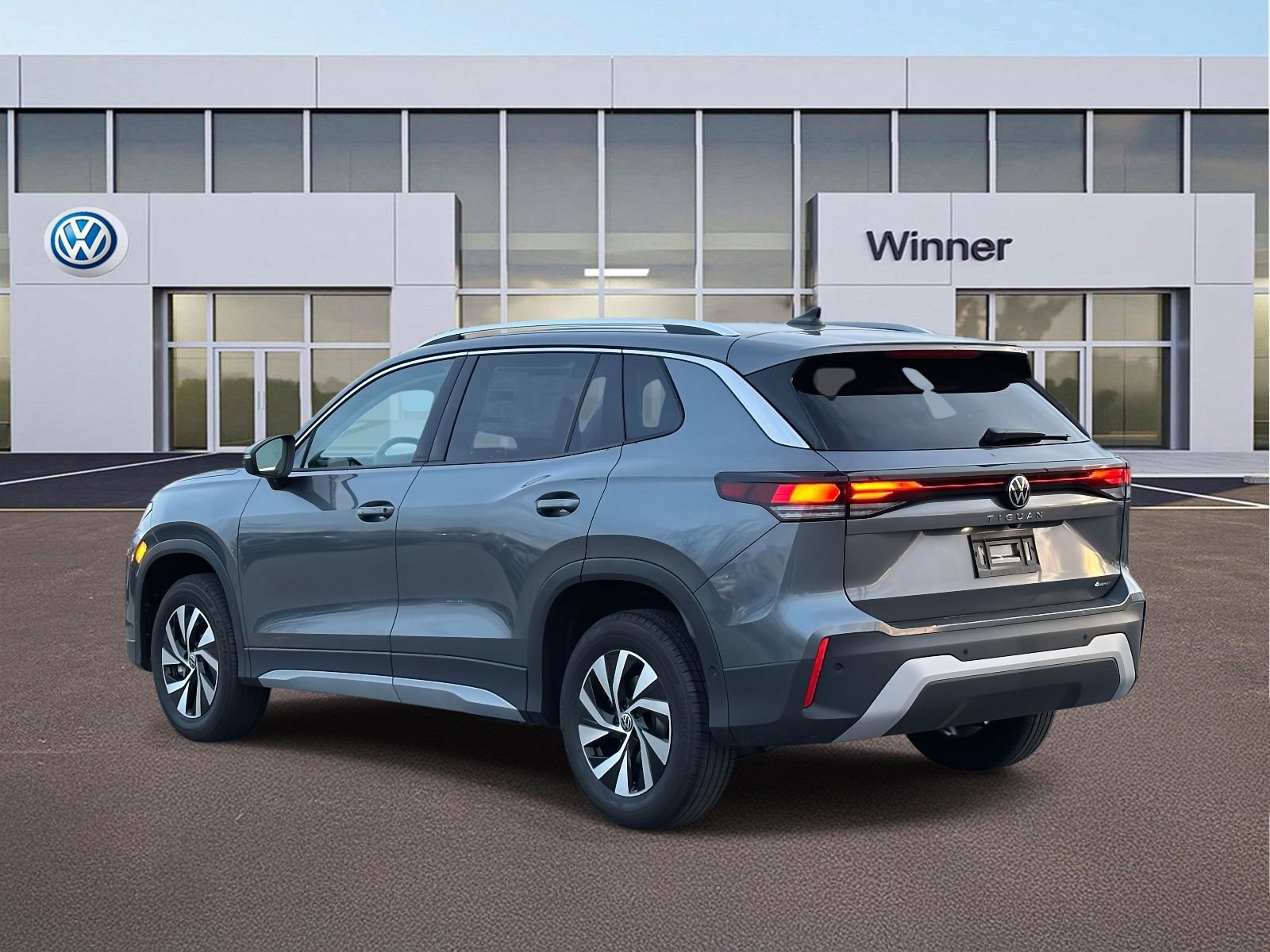 New 2026 Volkswagen Tiguan S video 3