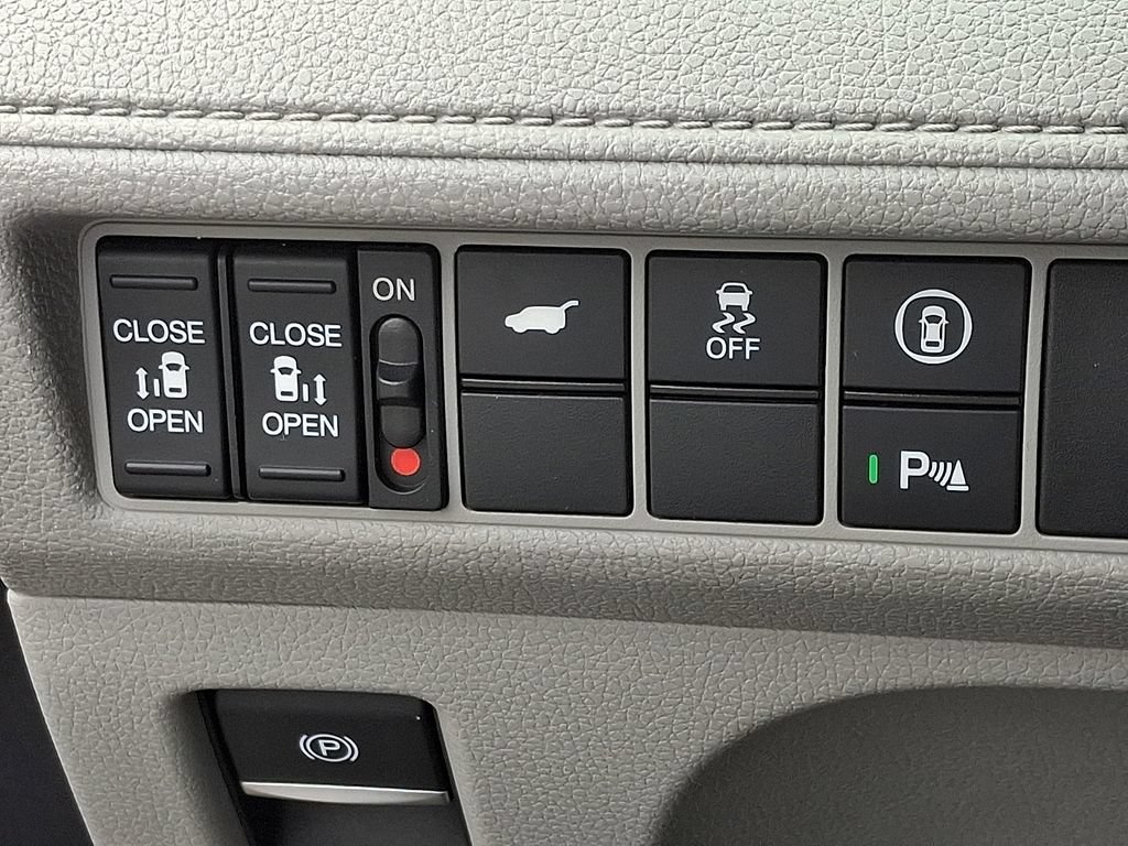 Used 2024 Honda Odyssey Touring image 26
