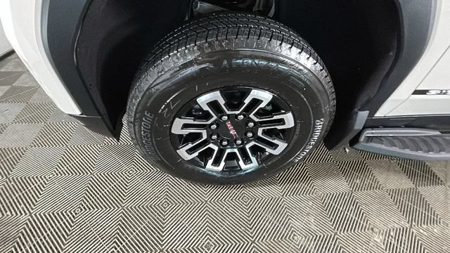 New 2026 GMC Sierra EV Elevation w/ Premium Package AWD/4WD image 9