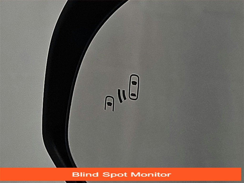 Used 2022 Toyota C-HR Limited image 11