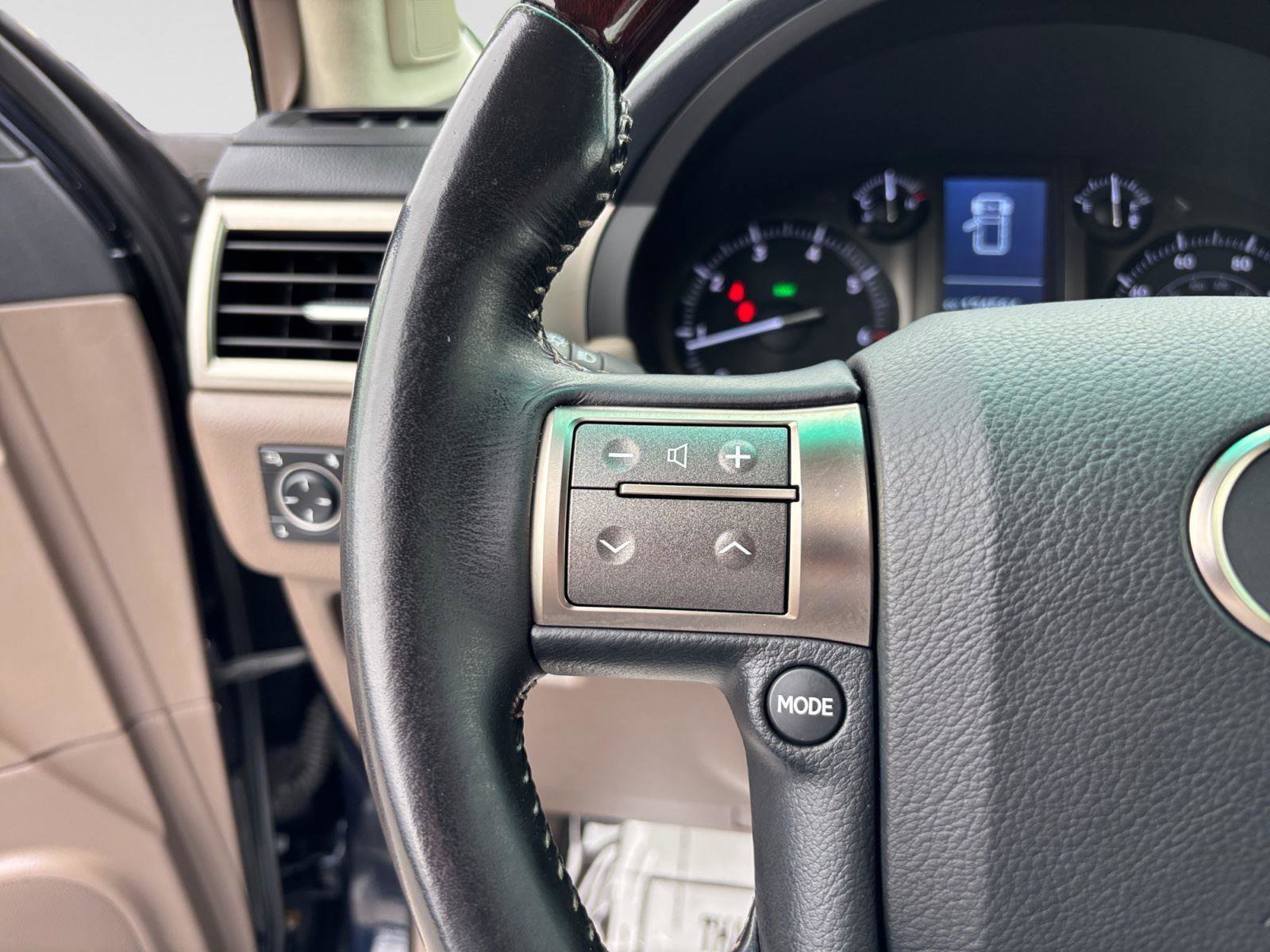 Used 2017 Lexus GX 460 Premium AWD/4WD image 26
