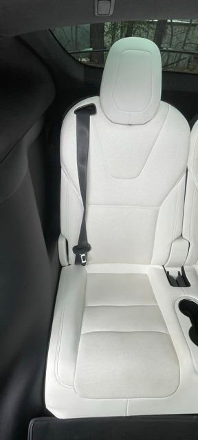 Used 2022 Tesla Model X Plaid image 25