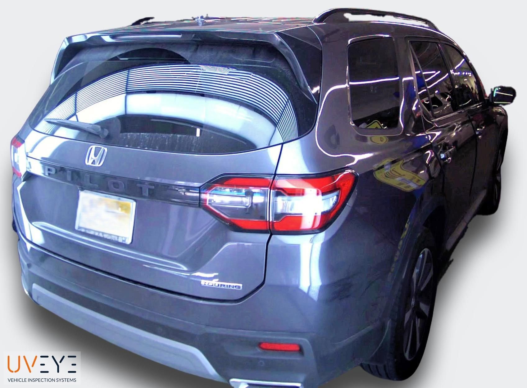Used 2023 Honda Pilot Touring image 3