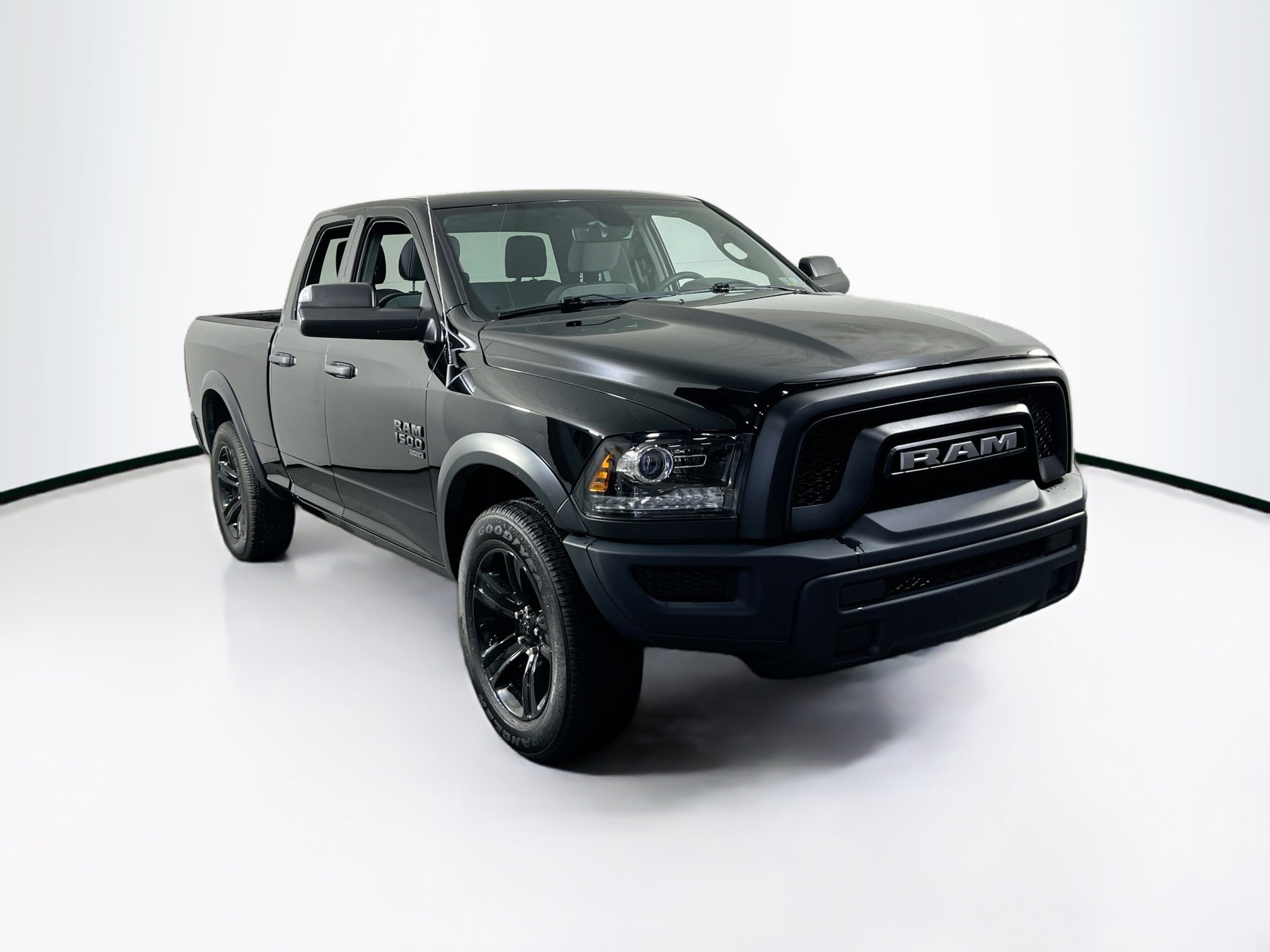 Used 2023 RAM 1500 Classic Warlock w/ Trailer & Traction Group image 3
