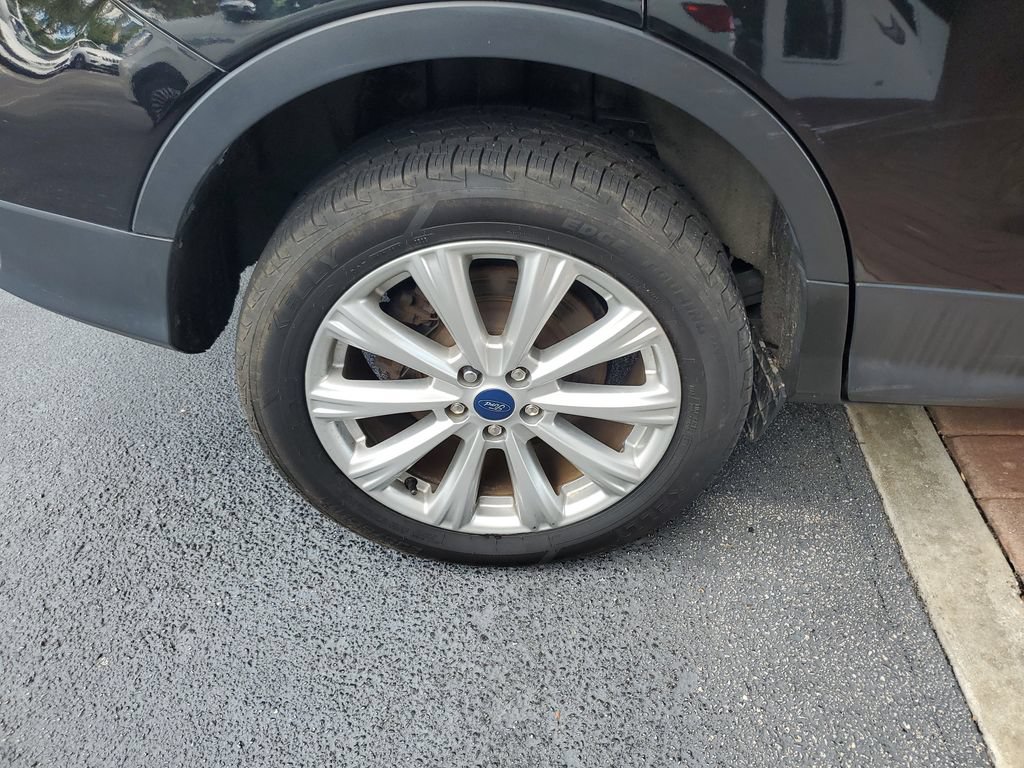 Used 2019 Ford Escape SEL FWD image 7