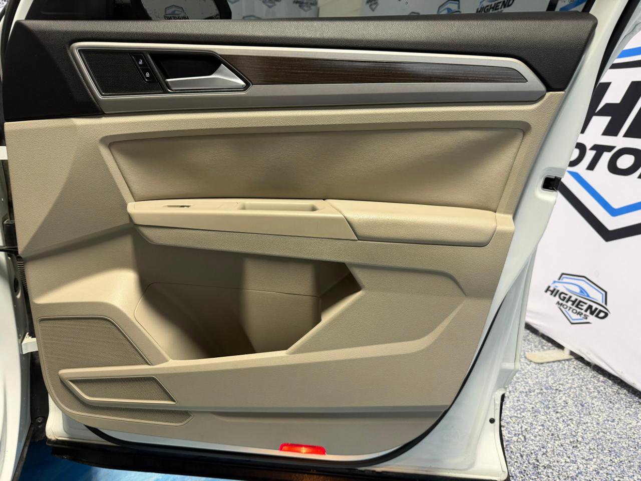 Used 2019 Volkswagen Atlas SE image 27