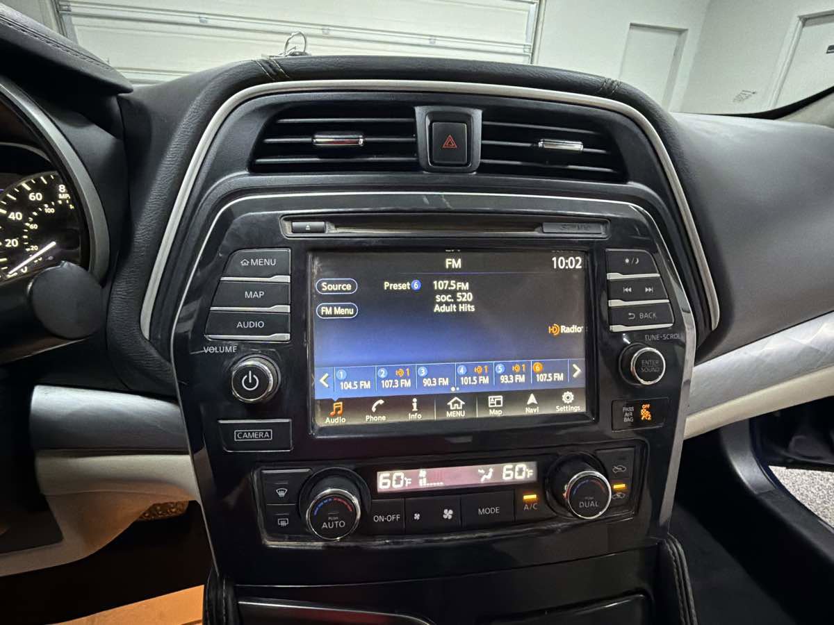 Used 2018 Nissan Maxima 3.5 SV FWD image 17