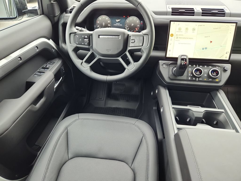 New 2026 Land Rover Defender 130 S AWD/4WD image 4