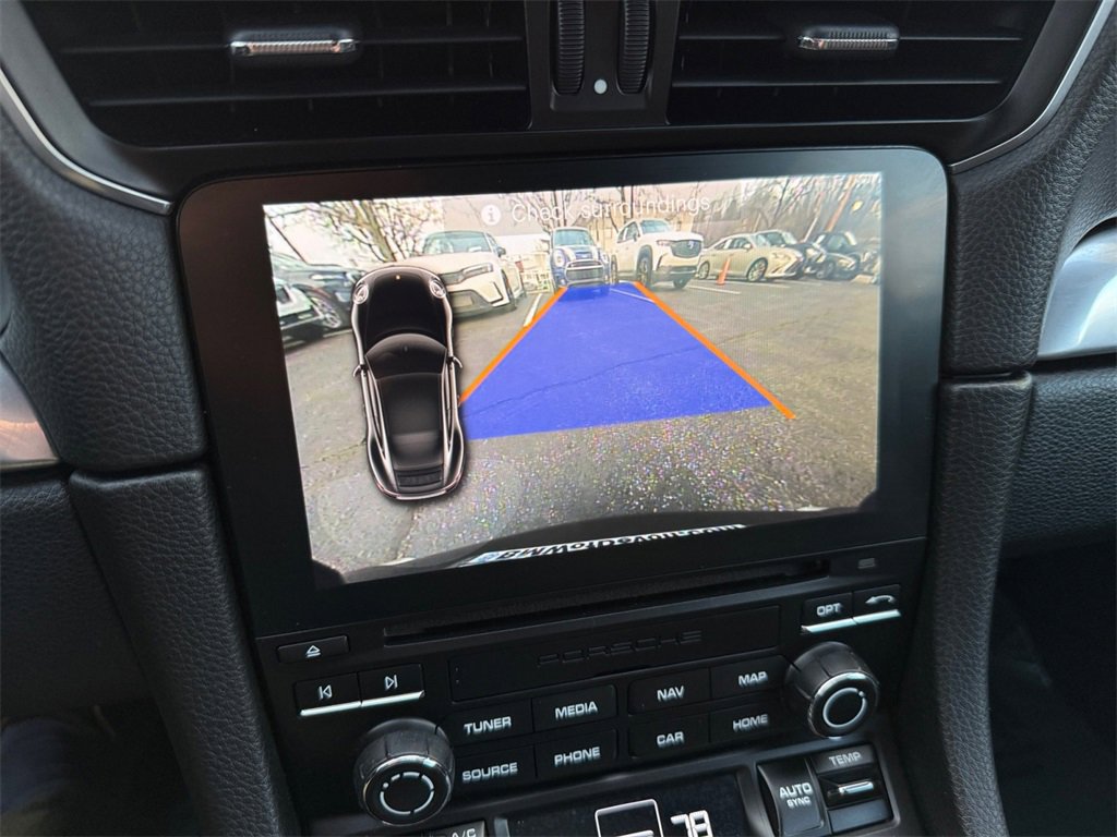 Used 2017 Porsche 911 Carrera image 23