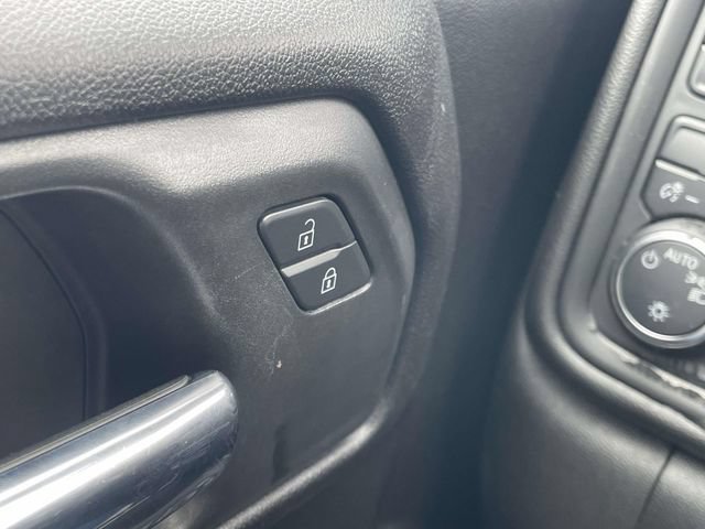 Used 2023 Chevrolet Silverado 1500 W/T w/ Trailering Package AWD/4WD image 27