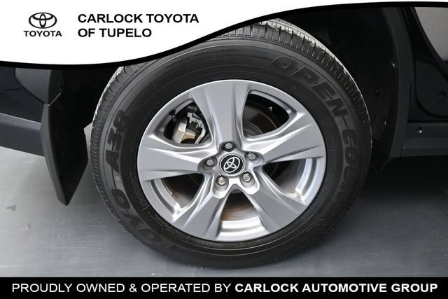Used 2025 Toyota RAV4 XLE w/ Convenience Package FWD image 42