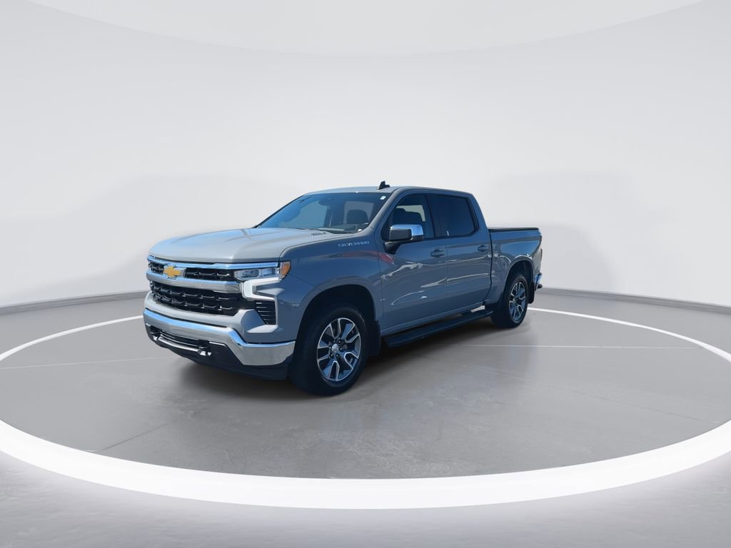 Used 2024 Chevrolet Silverado 1500 LT AWD/4WD image 4