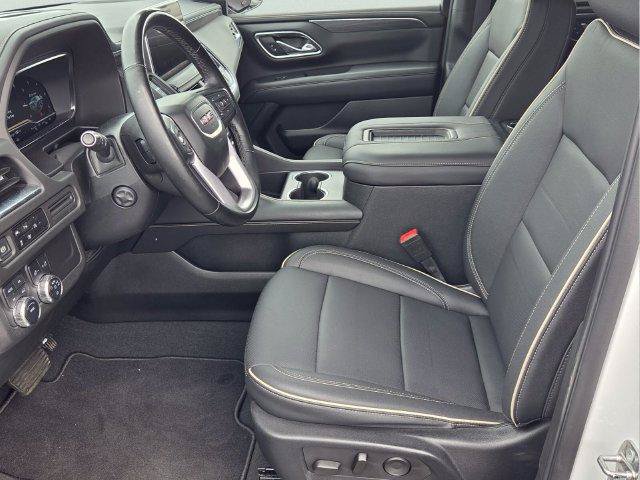 Used 2024 GMC Yukon XL SLT w/ SLT Premium Package AWD/4WD image 11