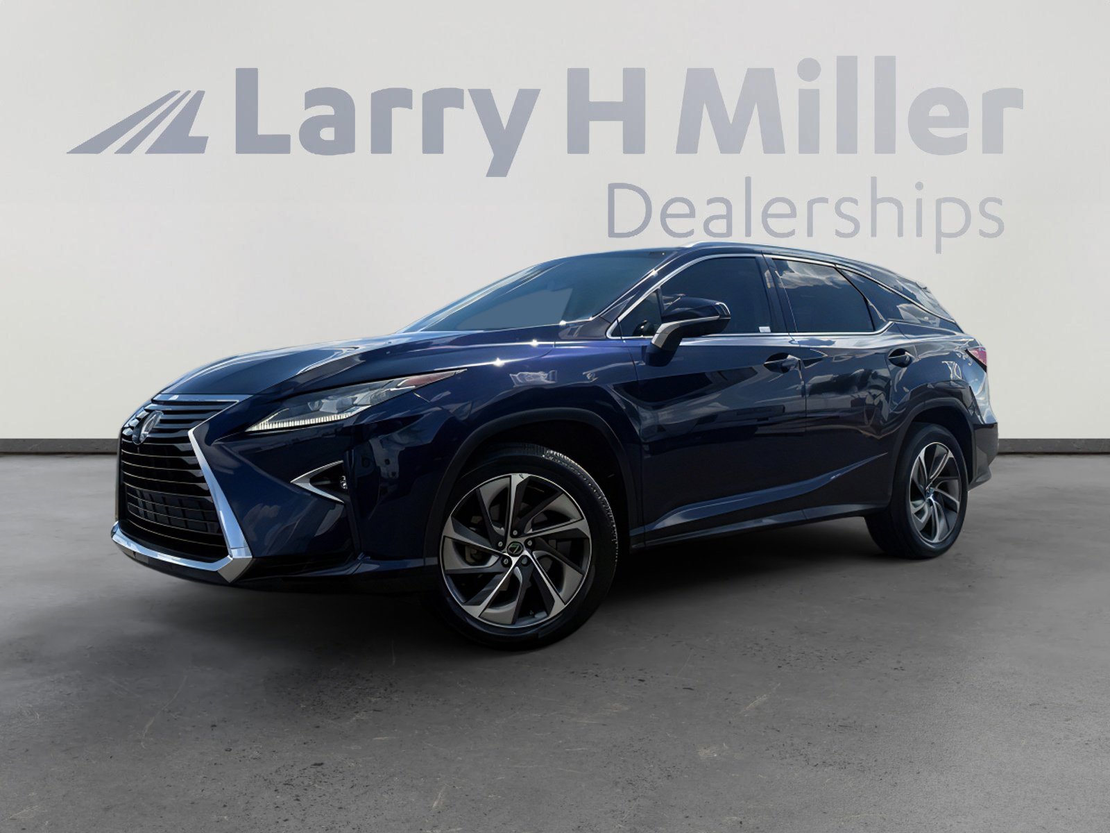 Used 2018 Lexus RX 350L Luxury w/ Accessory Package image 1