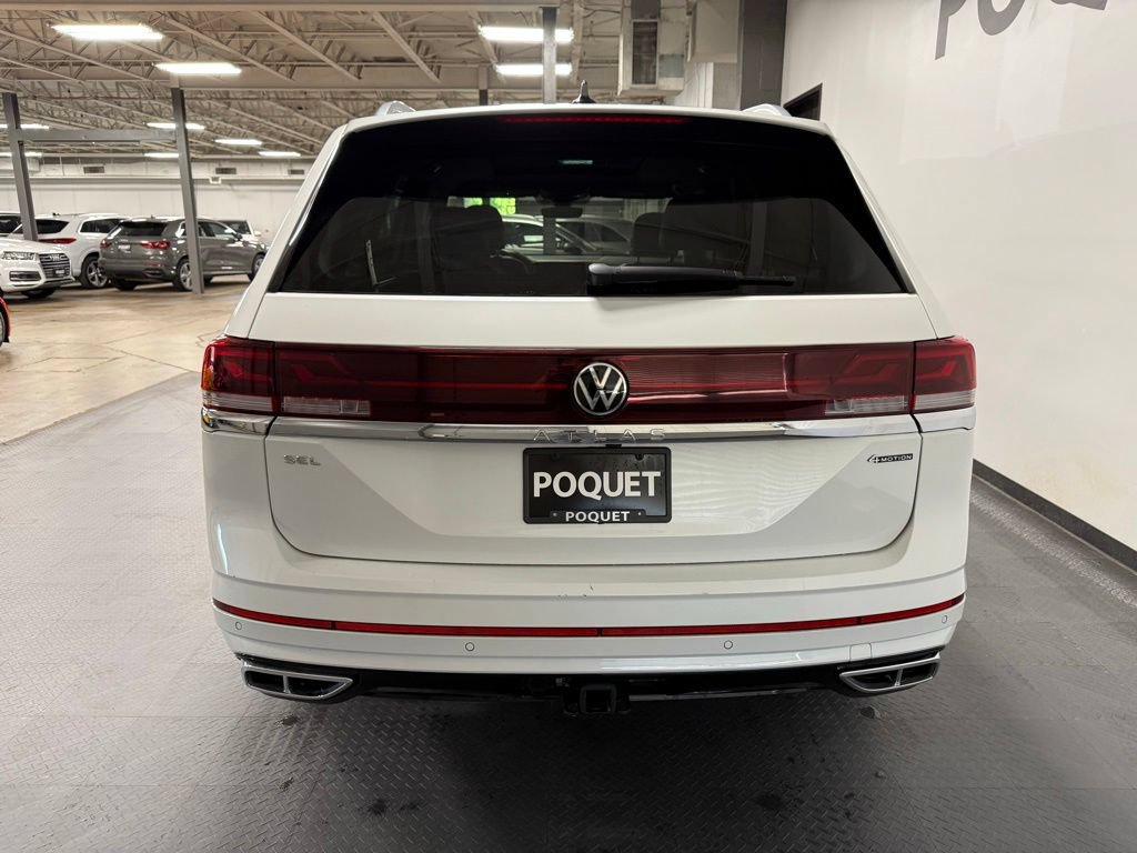 Used 2024 Volkswagen Atlas SEL Premium R-Line AWD/4WD image 5