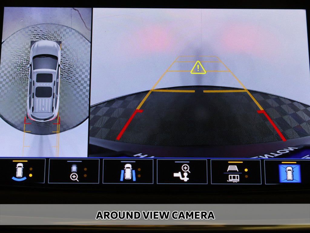 Used 2022 Buick Enclave Avenir w/ Avenir Technology Package image 8