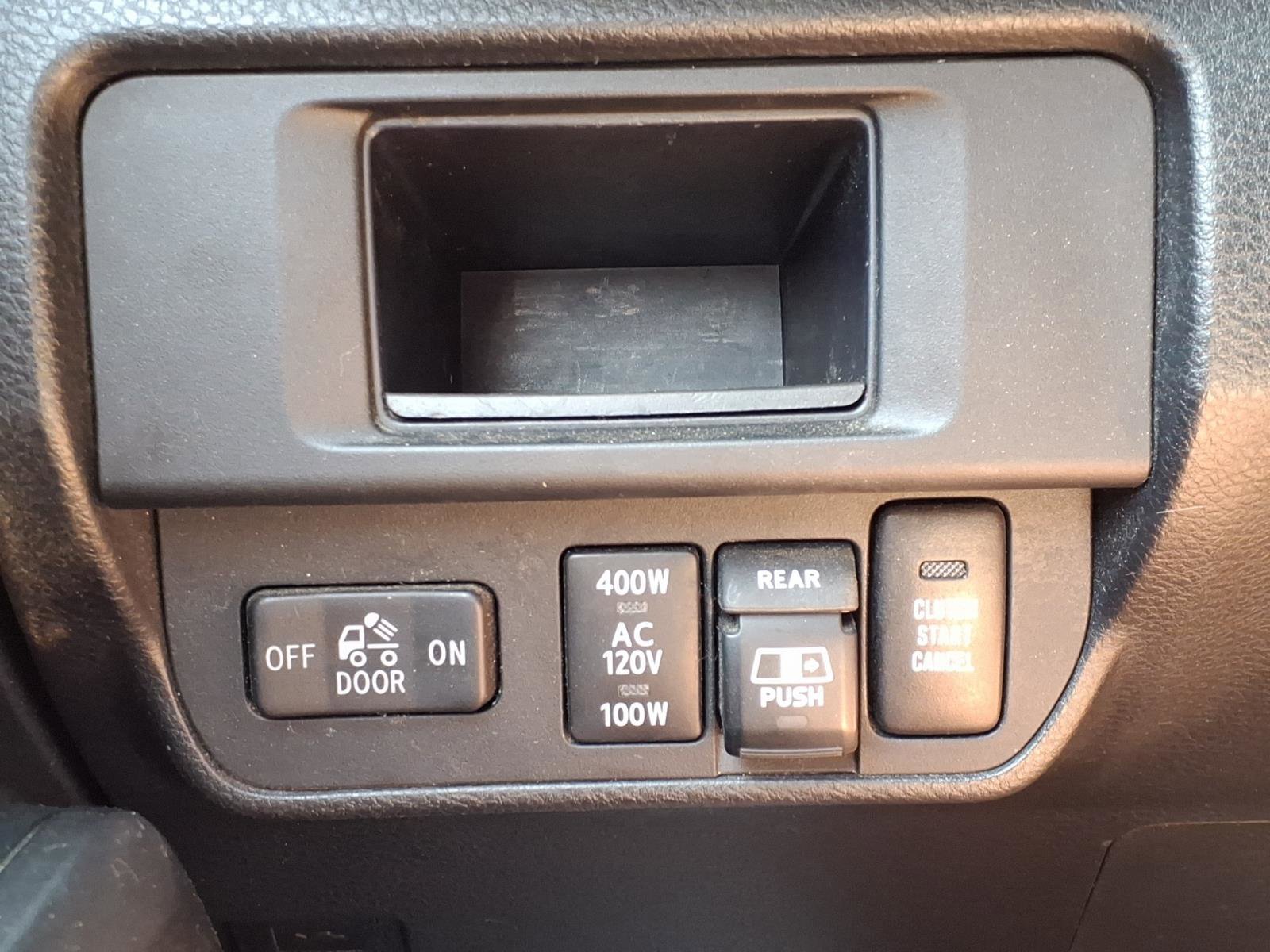 Used 2017 Toyota Tacoma TRD Sport w/ Premium & Technology Package image 22