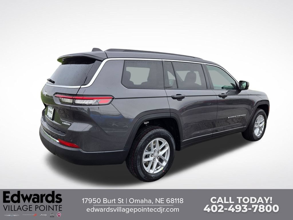 New 2026 Jeep Grand Cherokee L Laredo AWD/4WD image 3