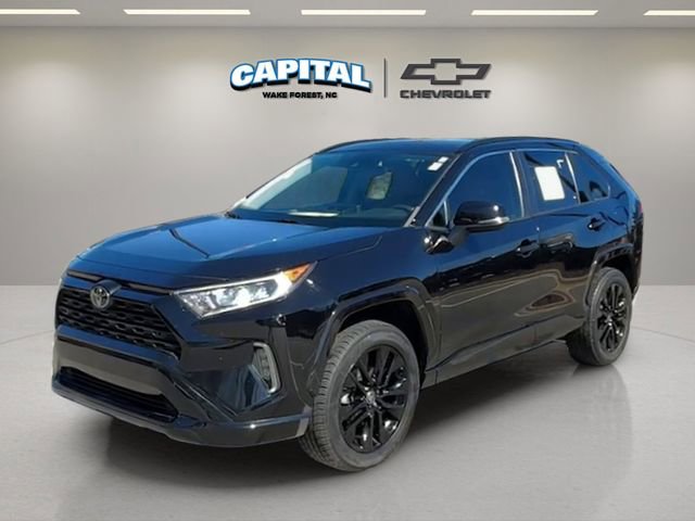 Used 2021 Toyota RAV4 XLE Premium image 1