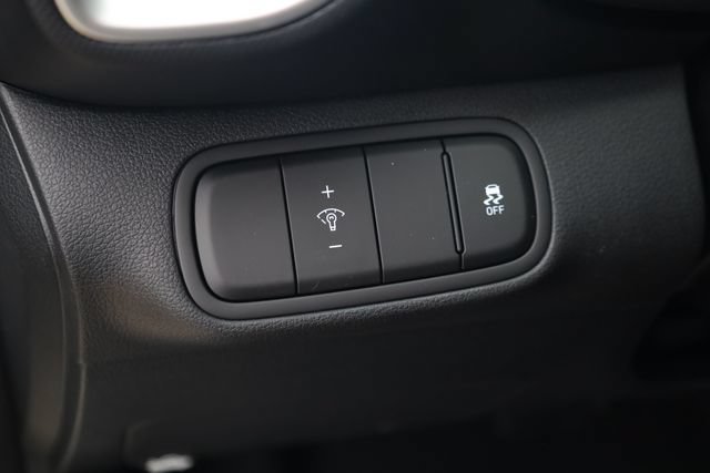 New 2026 Hyundai Venue SEL FWD image 11