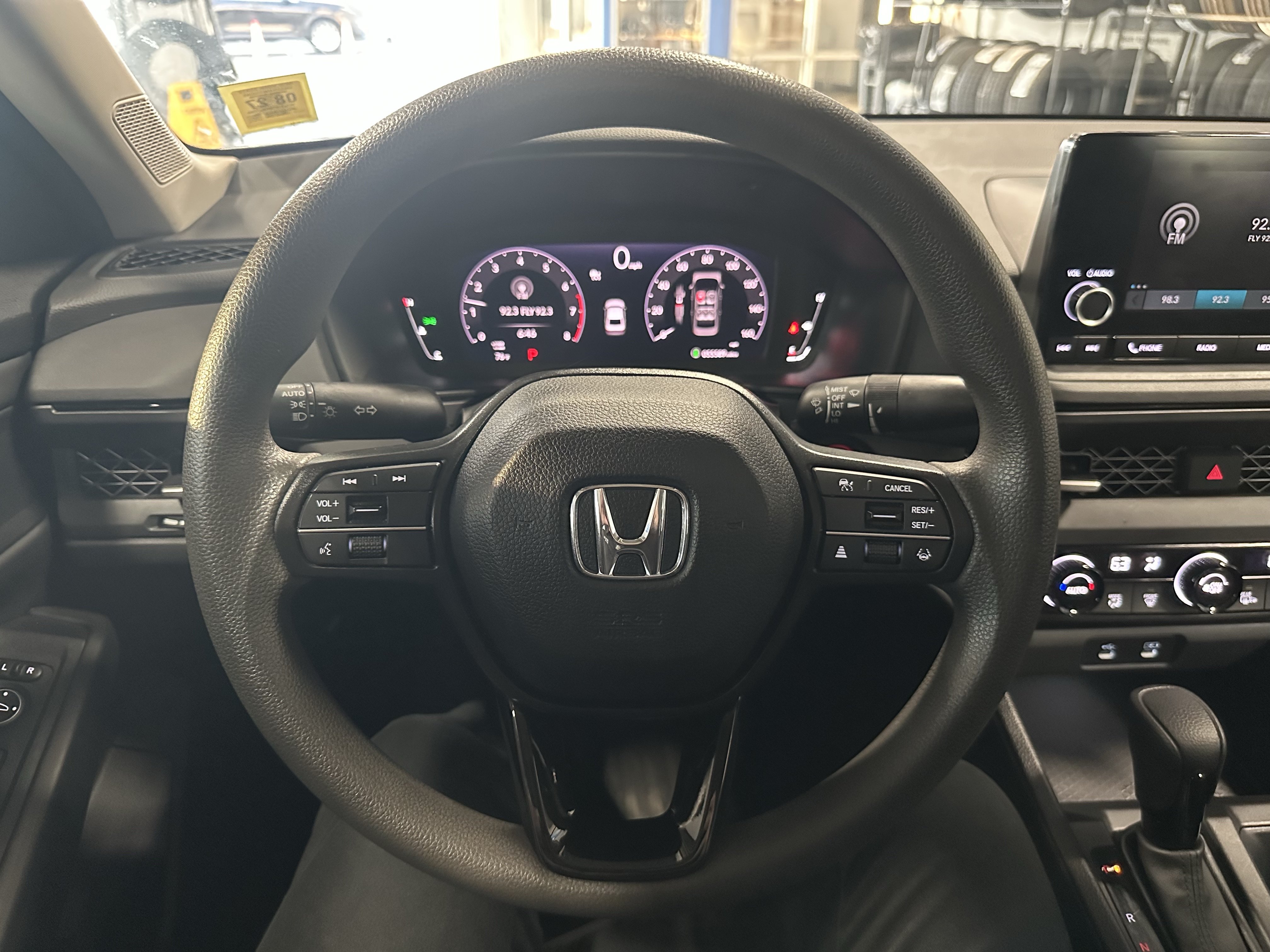 Used 2023 Honda Accord EX image 9