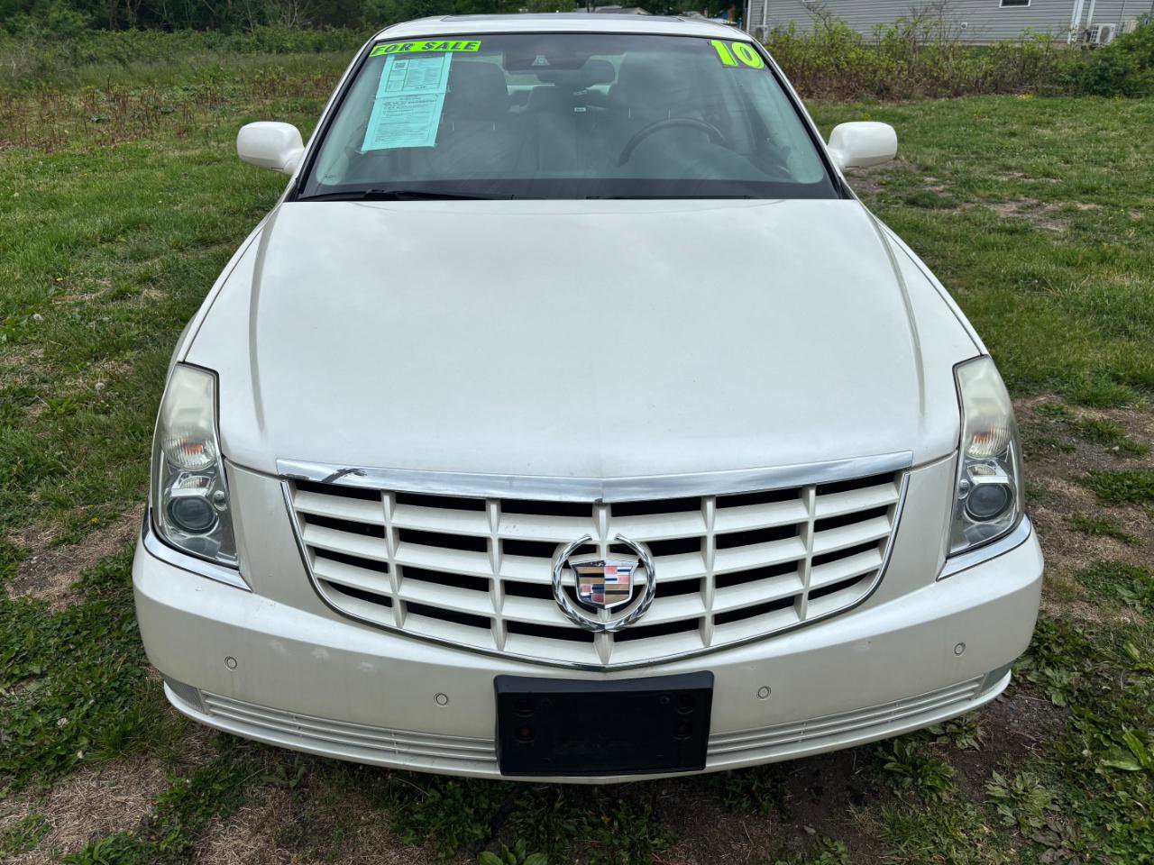 Used 2010 Cadillac DTS Premium w/ Driver Awareness Package FWD image 2