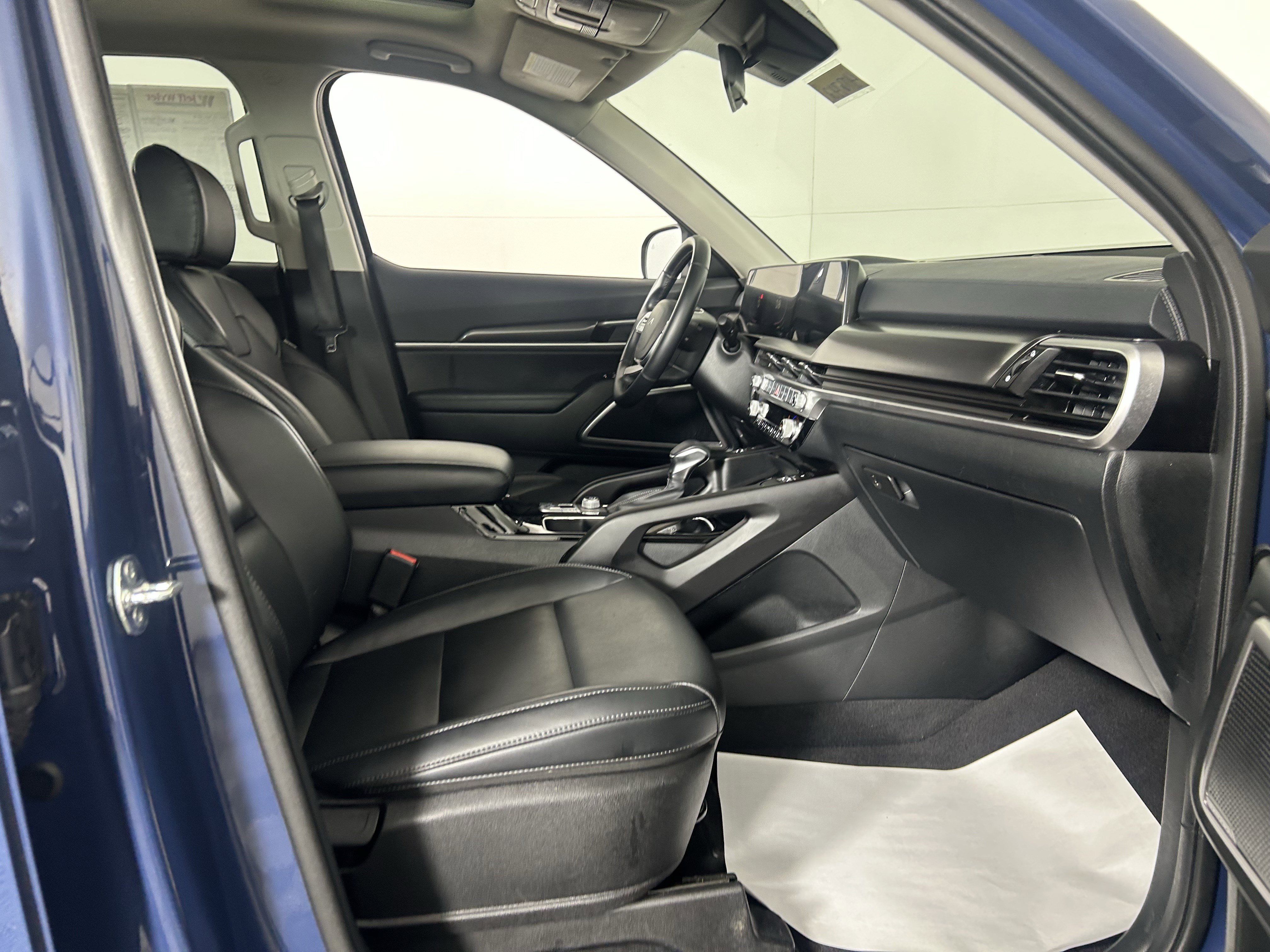 Certified 2025 Kia Telluride S image 46