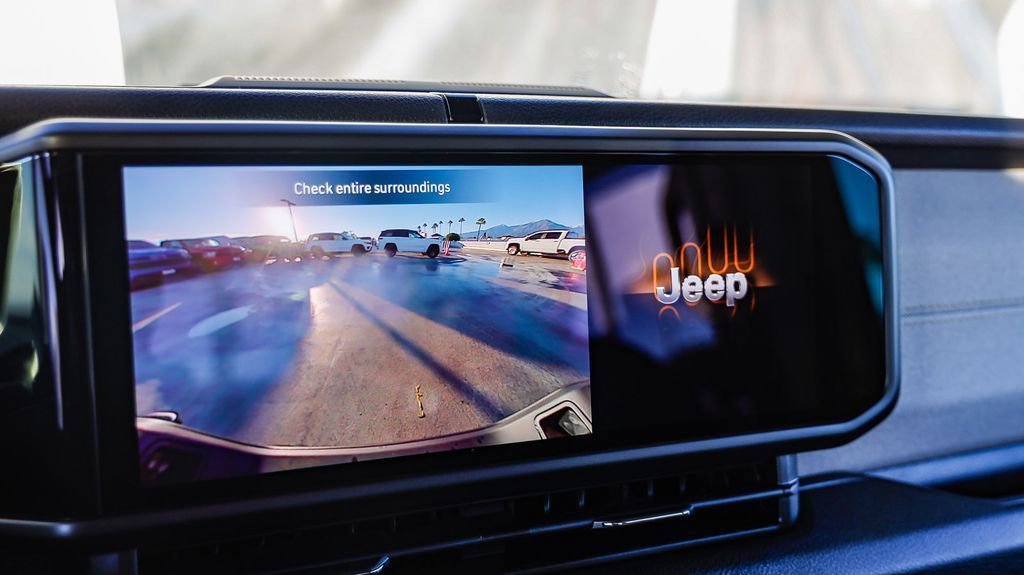 New 2026 Jeep Gladiator Sport image 25