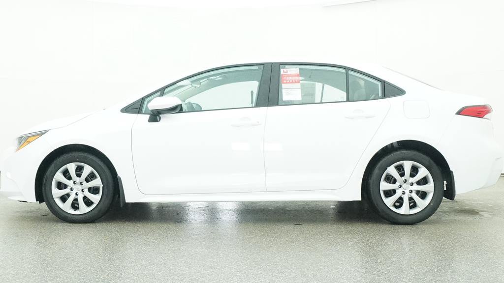 New 2026 Toyota Corolla LE FWD image 2