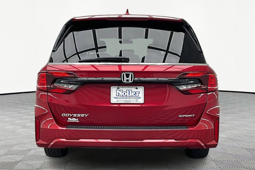 Used 2025 Honda Odyssey Sport-L image 4