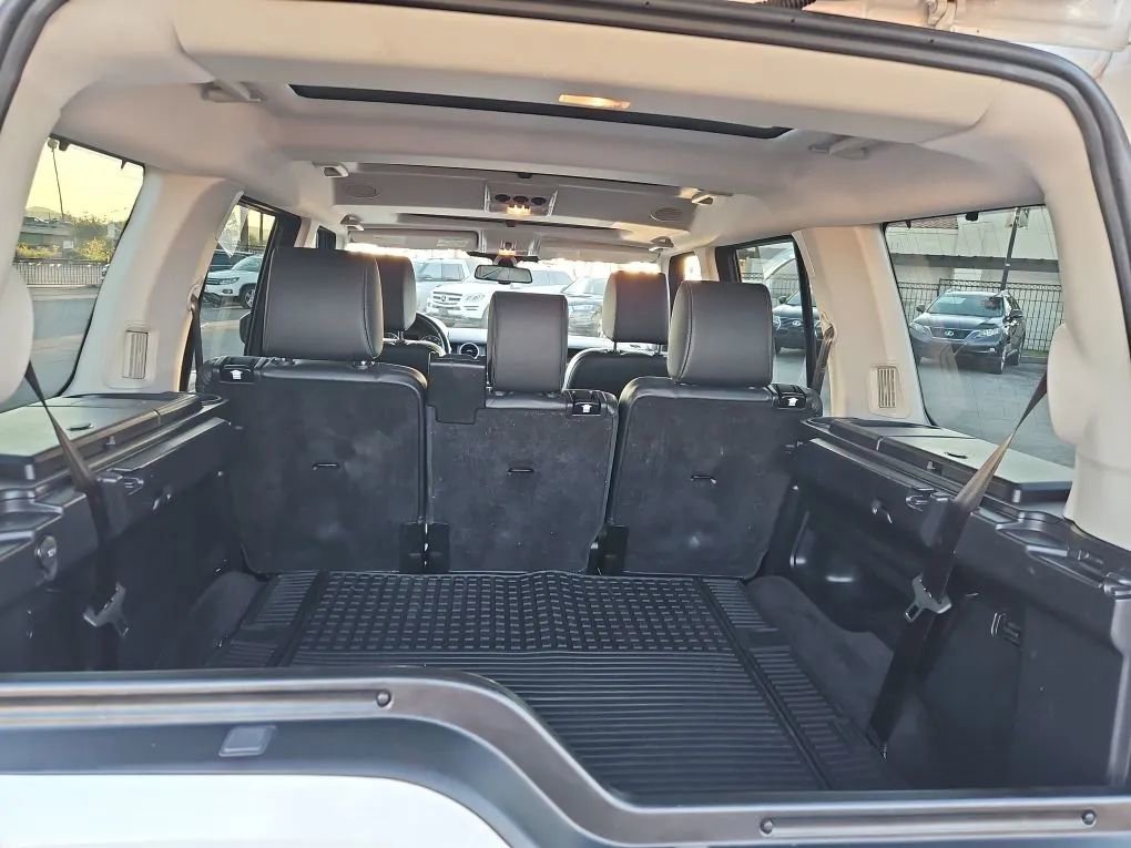 Used 2016 Land Rover LR4 HSE Silver Edition image 10